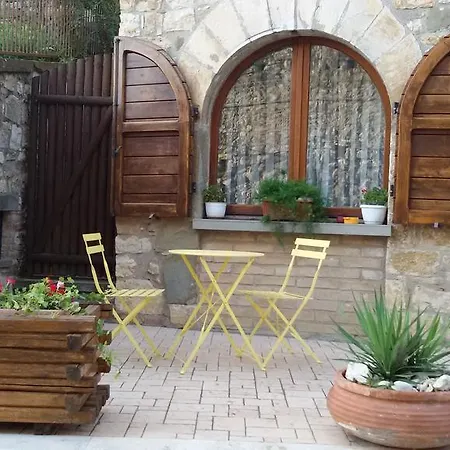 Borgo Medioevale Appartamento Todi